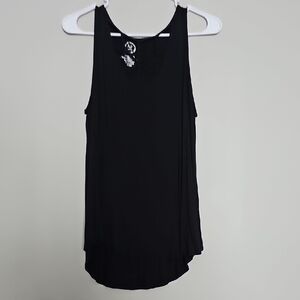 Chic Black Sleeveless Tank Top